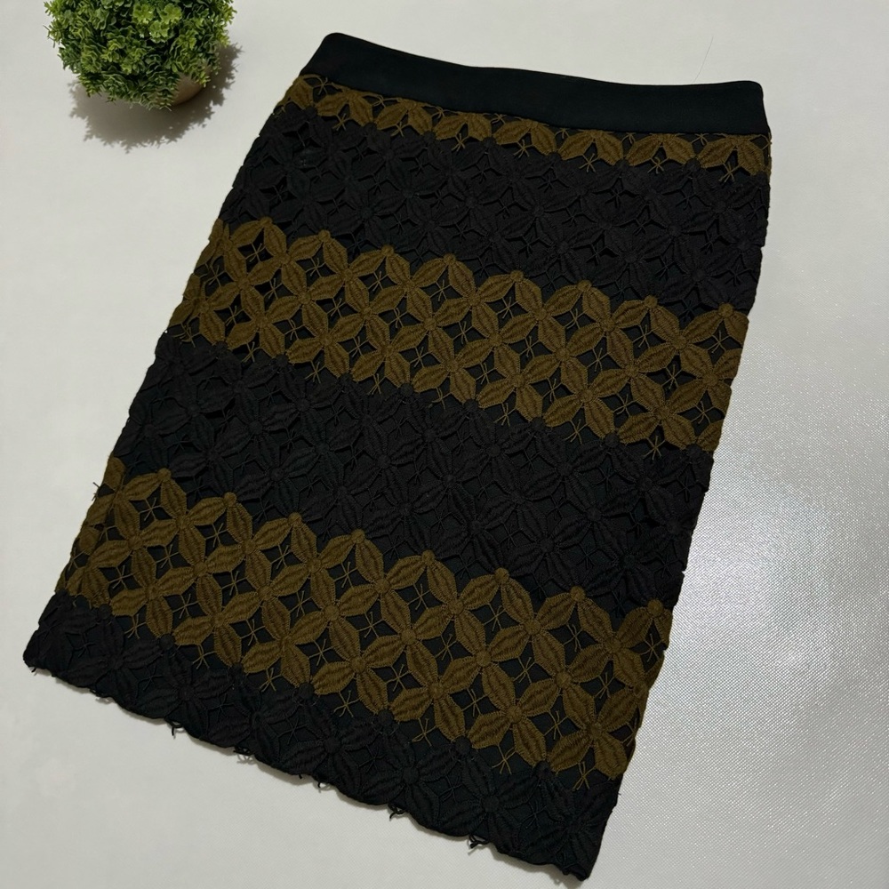 Loft Striped Crochet‎ Pencil Skirt Blue Green Tan Women’s Size 4